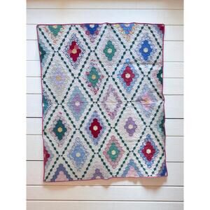 Vintage Small Baby Quilt Grandmothers Flower Garden Handmade 40”x48” 1930s 1940s